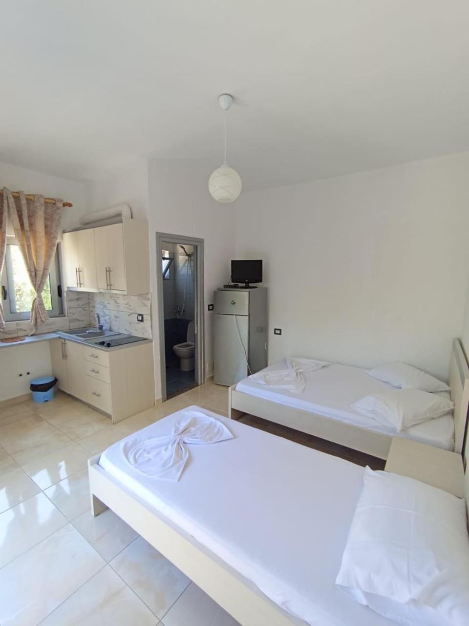 Alinani Apartments Ksamil Rom bilde